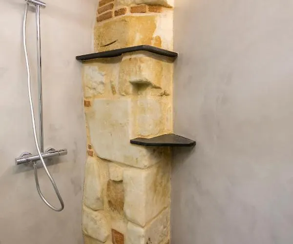 Erasmus Plaza 아파트