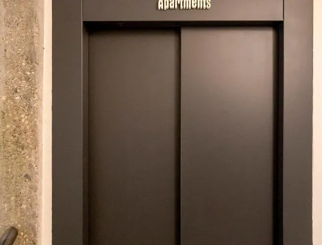 Erasmus Plaza * 살라망카