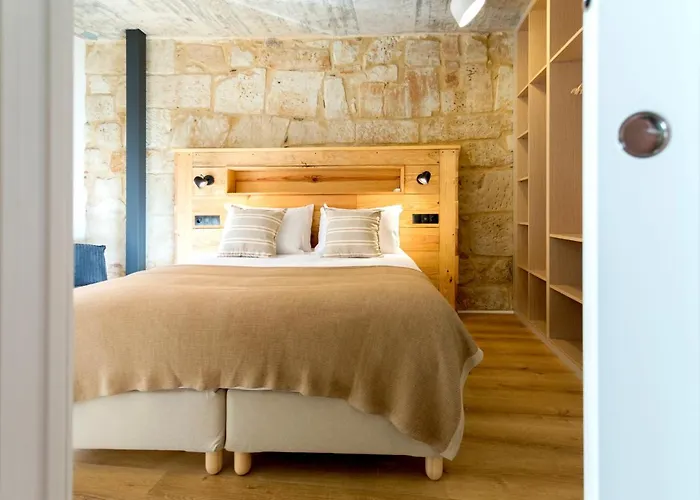 Erasmus Plaza * 살라망카